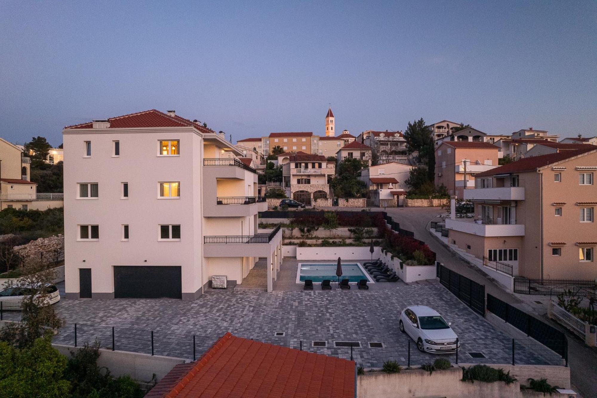 Villa Barbara & Zoran With Free Parking And Heated Swimming Pool Seget Vranjica Dış mekan fotoğraf