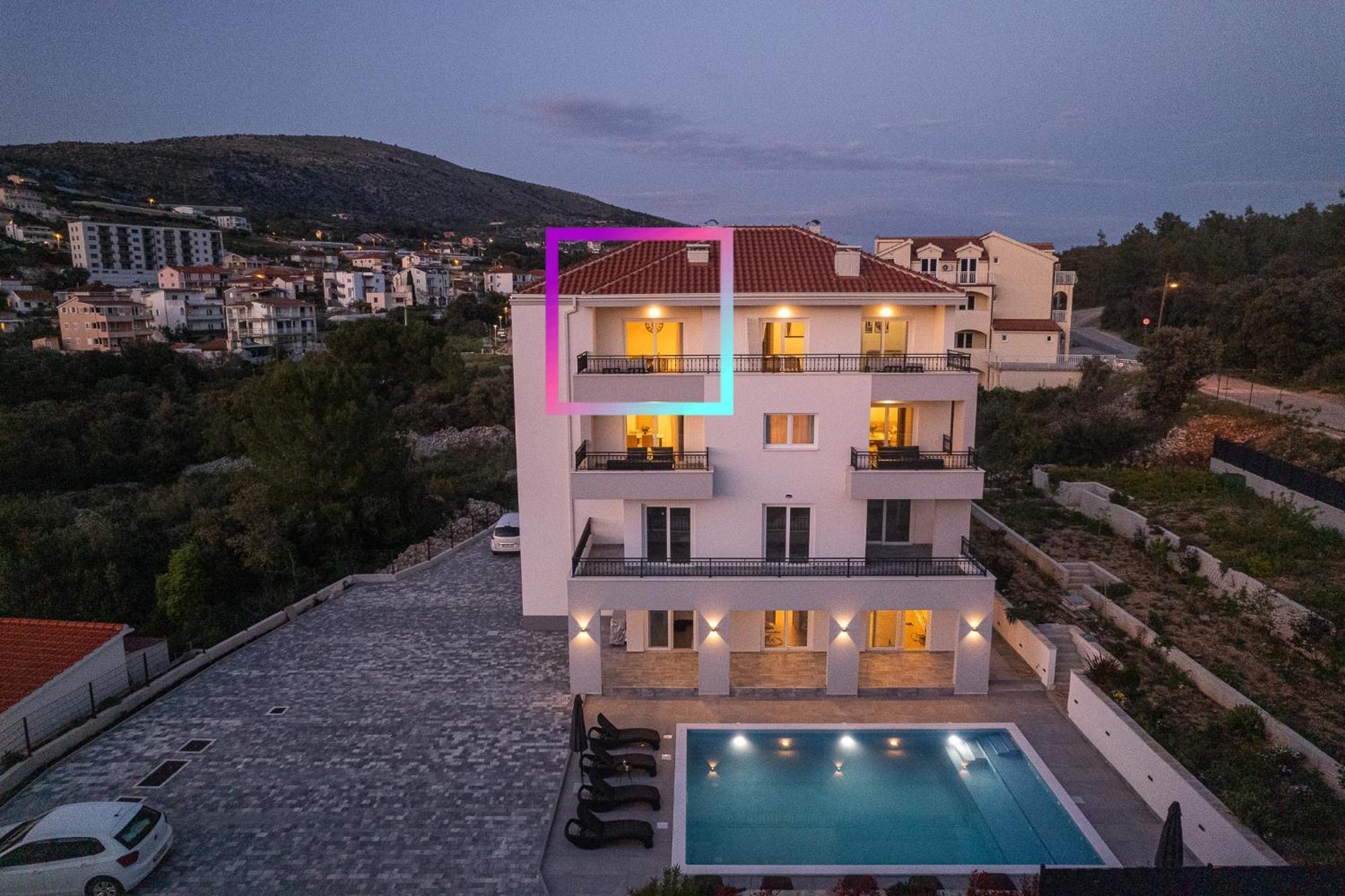Villa Barbara & Zoran With Free Parking And Heated Swimming Pool Seget Vranjica Dış mekan fotoğraf