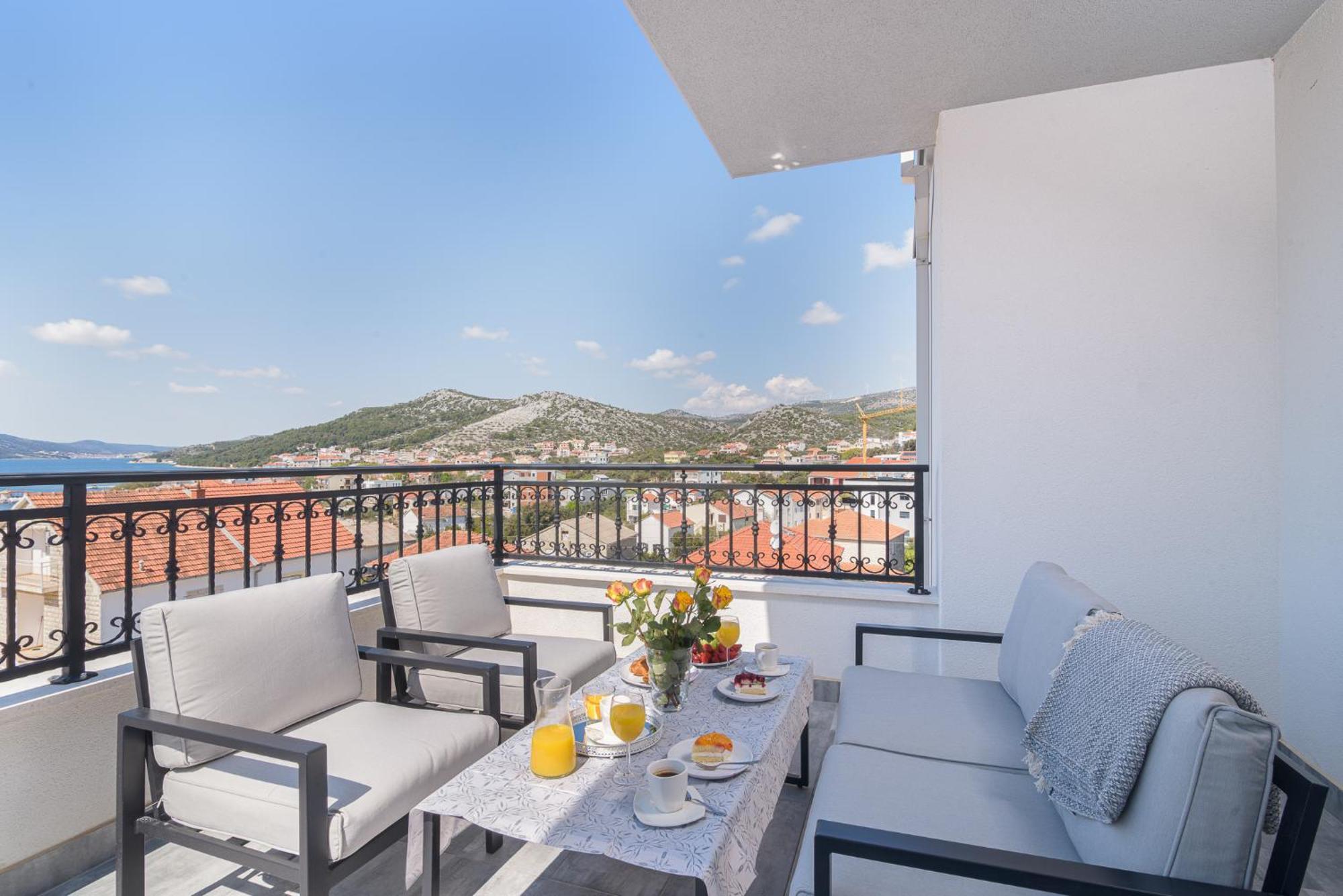 Villa Barbara & Zoran With Free Parking And Heated Swimming Pool Seget Vranjica Dış mekan fotoğraf